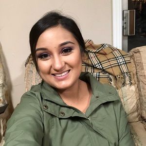 Meet your Posher, Nancy